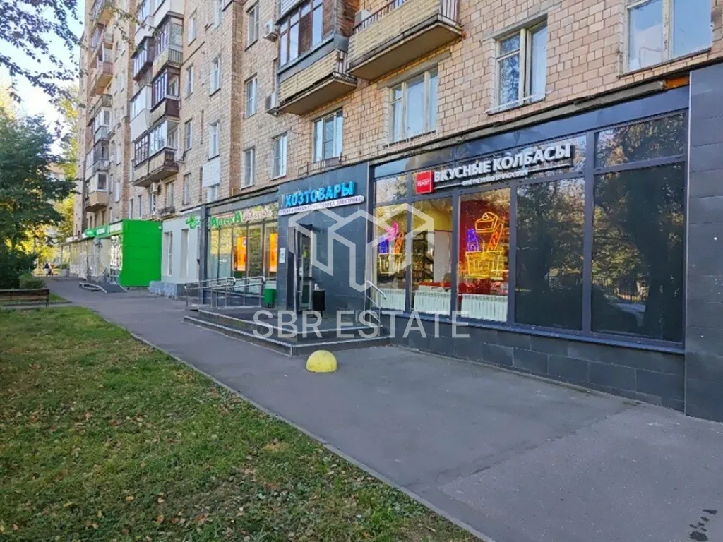 Продажа помещения с арендаторами аптека Столички и магазин Ремит и др.